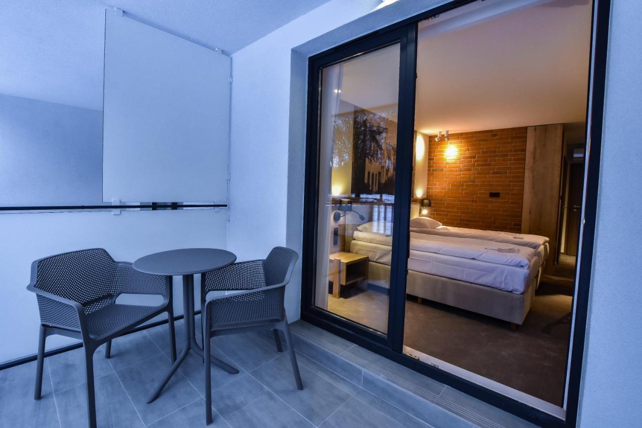 Strzelnica Hotel I Restauracja Старогард-Гданьский Экстерьер фото